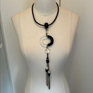 NEW WITH TAGS Chico’s Black, Lucite & Silver Adjustable Necklace on Black Cable
